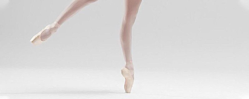 踮着脚尖还能旋转，芭蕾舞者到底是怎么跳的？