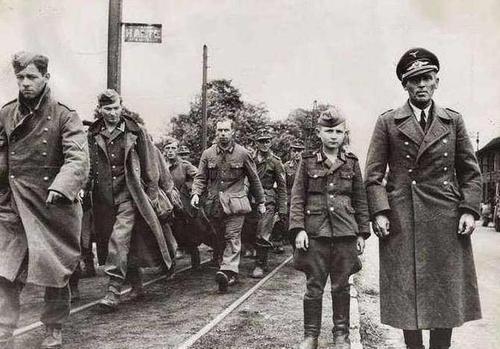 德国二战为什么杀犹太人