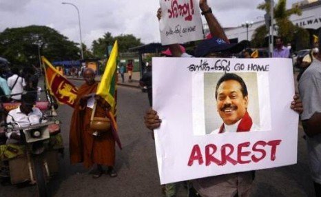 斯里兰卡局部封城 大批示威者要求政府下台